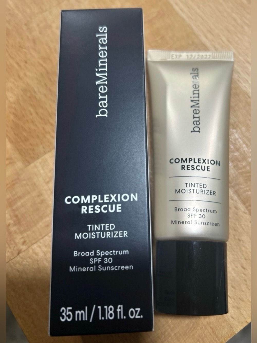 bareMinerals Complexion Rescue Tinted Moisturizer!!!